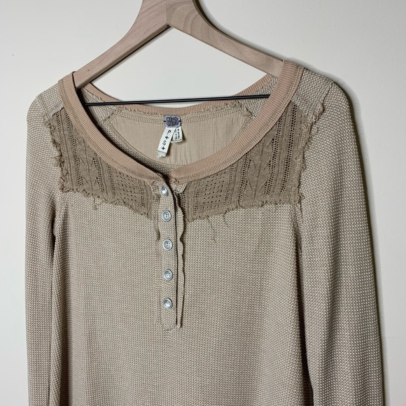 We The Free Tan Thermal Lace Detail Henley Size S - Picture 2 of 7